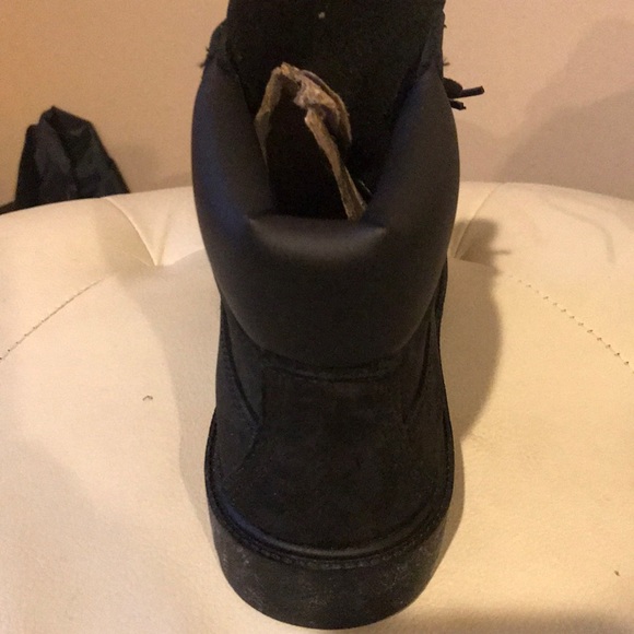 Timberlands - Picture 3 of 4